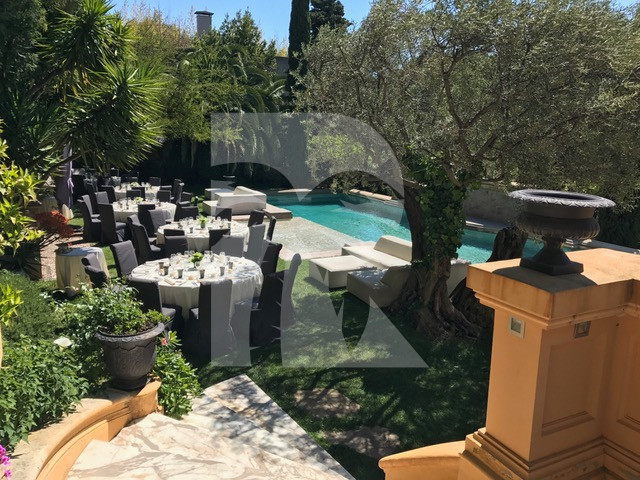 villa in Cannes : Rent Magnificent 8  bedroom Chateau styled villa in the hills of Cannes, ideal for events and large groups - Photo 5