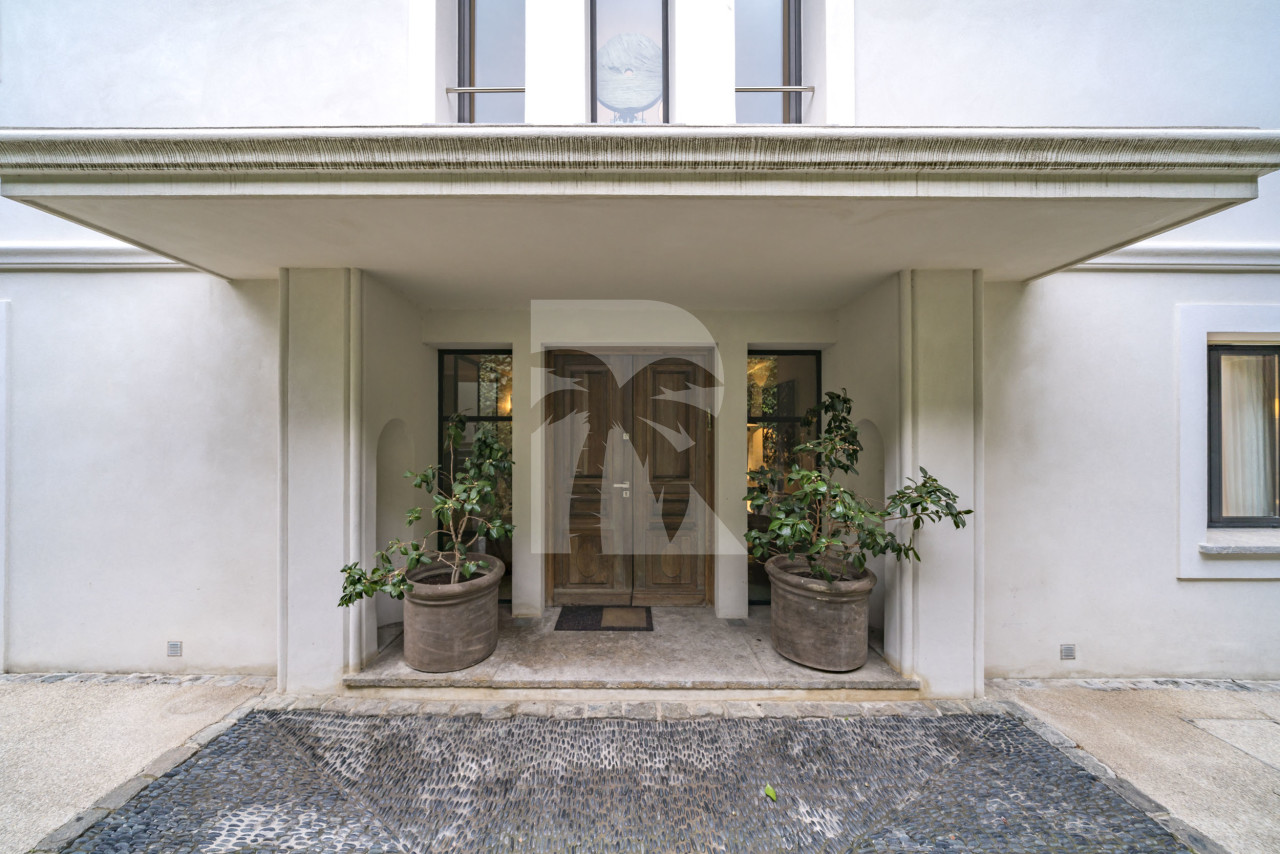 villa in Cannes : Rent Luxury 5 Bedroom Villa on the Croisette in Cannes - Photo 5