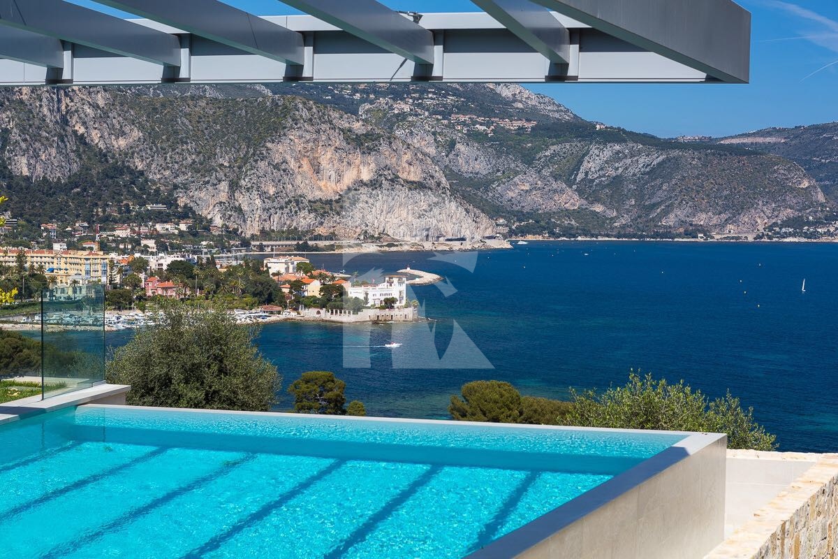 villa in Saint-Jean-Cap-Ferrat : Rent Stunning property in Beaulieu with incredible views over the Sea, Monaco and Cap d'antibes - Photo 0