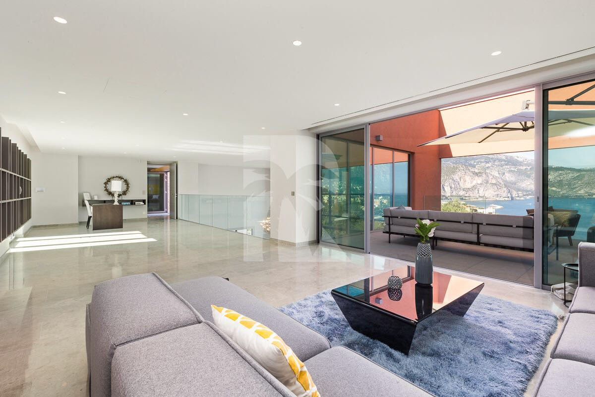 villa in Saint-Jean-Cap-Ferrat : Rent Stunning property in Beaulieu with incredible views over the Sea, Monaco and Cap d'antibes - Photo 11