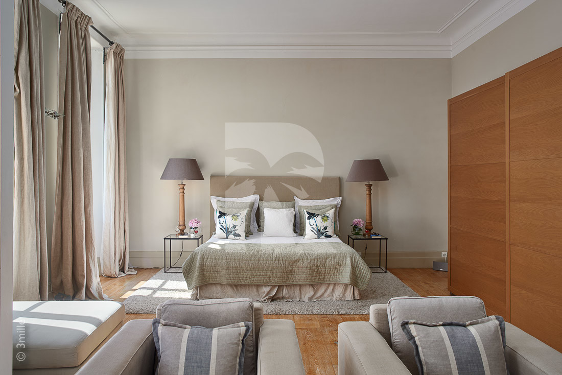 villa in Cannes : Rent gorgeous 5 bedroom villa with pool in the heart of Vallauris, Cannes with easy access to the Croisette, beaches with pool. - Photo 8
