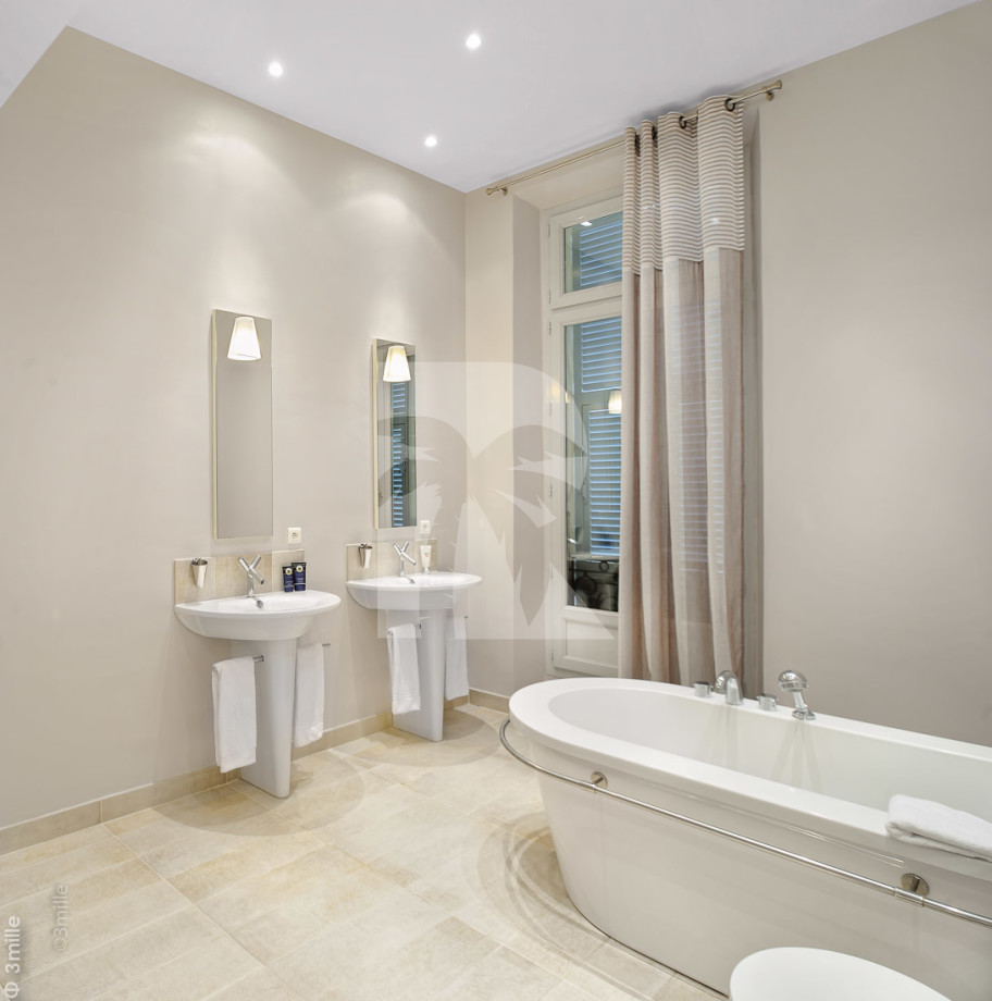 villa in Cannes : Luxury Villa to Rent, Five minutes from the Palais des Festivals - Photo 12