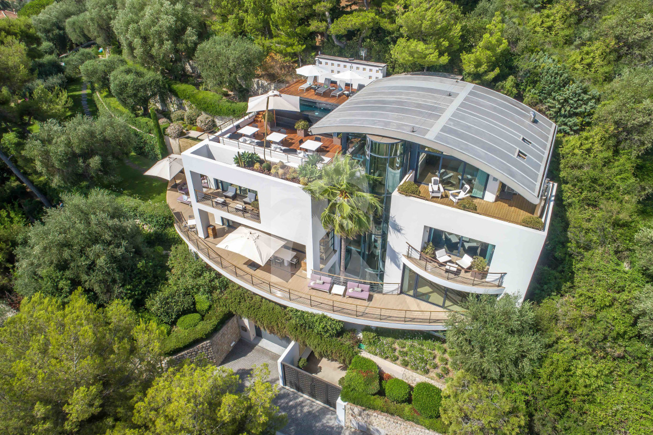 villa in Saint-Jean-Cap-Ferrat : Rent unique modern villa with panoramic sea view in Saint Jean Cap Ferrat - Photo 5