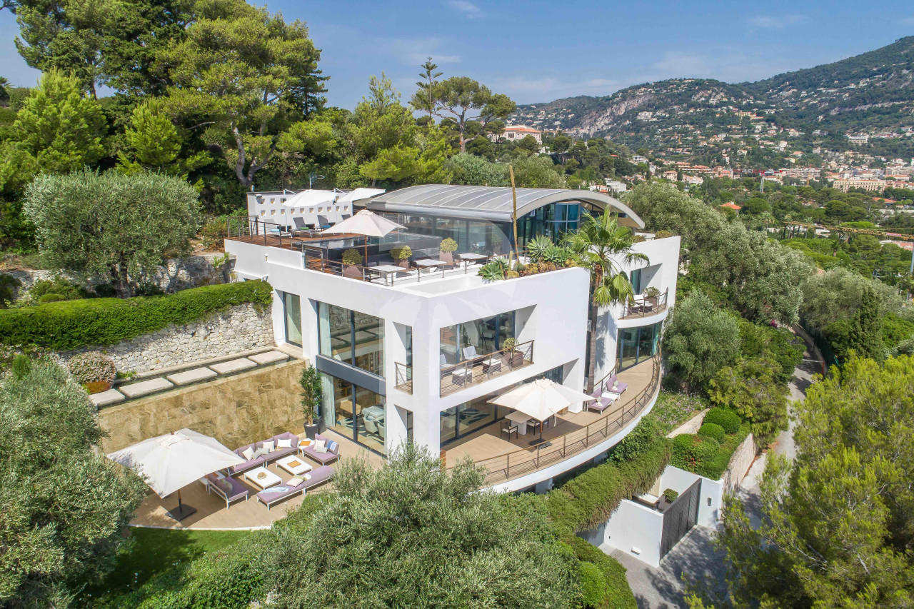 villa in Saint-Jean-Cap-Ferrat : Rent unique modern villa with panoramic sea view in Saint Jean Cap Ferrat - Photo 6