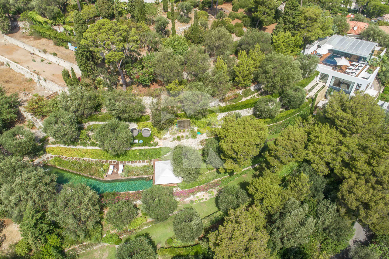 villa in Saint-Jean-Cap-Ferrat : Rent unique modern villa with panoramic sea view in Saint Jean Cap Ferrat - Photo 9