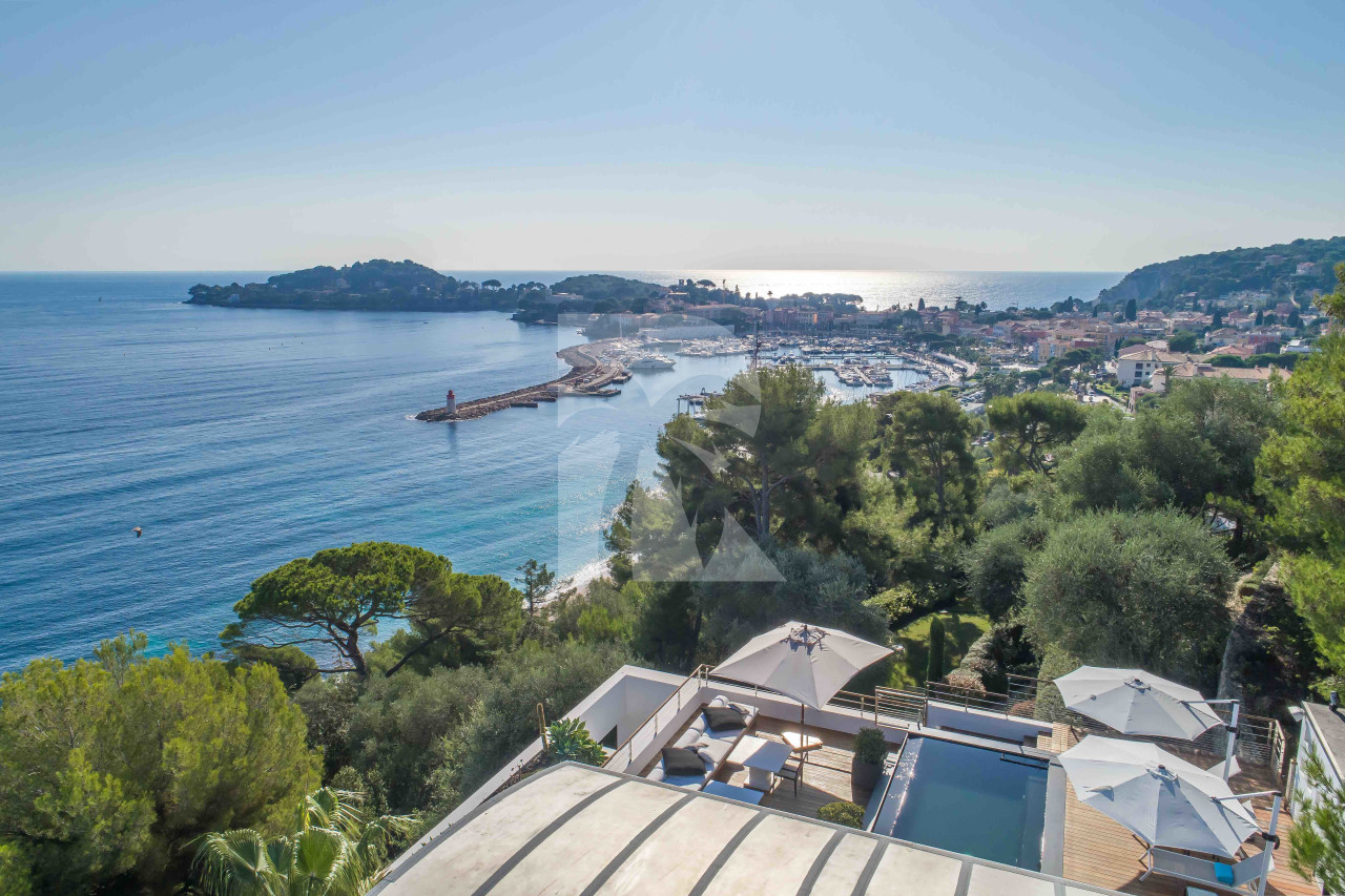 villa in Saint-Jean-Cap-Ferrat : Rent unique modern villa with panoramic sea view in Saint Jean Cap Ferrat - Photo 1