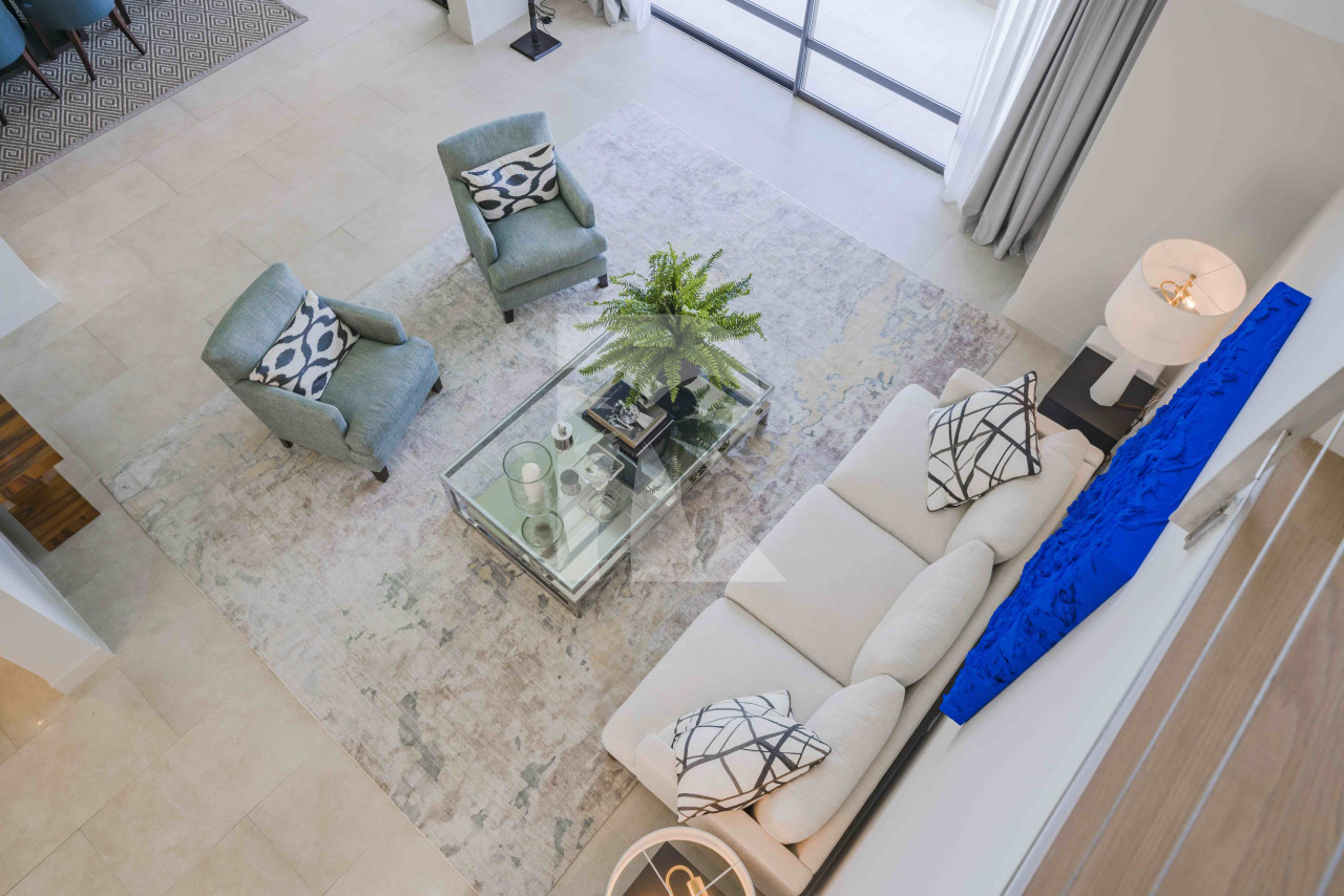 villa in Cap d'Antibes : Rent 7 bedroom villa in the heart of Cap d'Antibes with sea views, close to the with easy access into Cannes - Photo 12