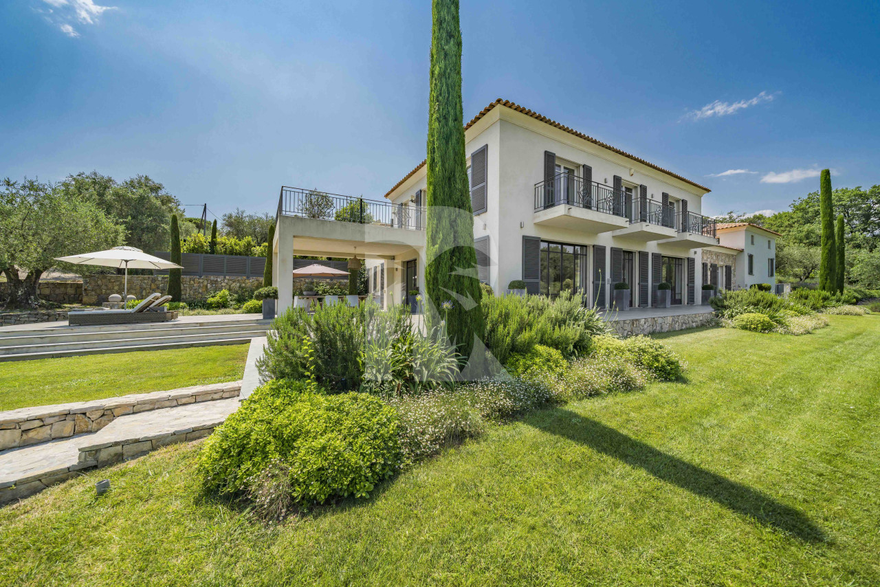 villa in Châteauneuf-Grasse : Rent wonderful modern villa located in very peaceful surroundings close to Valbonne - Photo 9