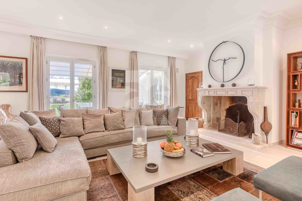 villa in St Tropez : Rent gorgeous villa with swimming pool within just a minute drive to the very heart of Saint Tropez - Photo 9