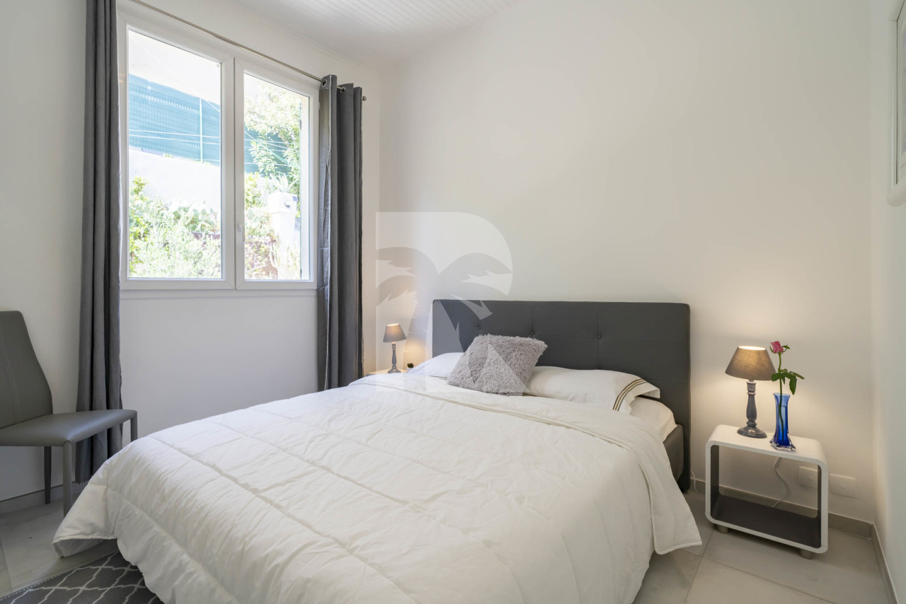 villa in Èze : Rent beautiful 4 bedroom 4 bathroom villa located in Eze, only a short walk from the beach - Photo 8