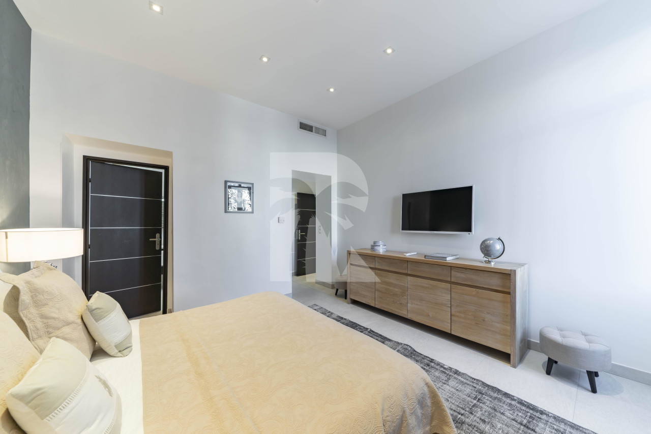 apartment in Cannes : Rent modern 2 bedroom apartment within 5 min walking distance to the Palais - Photo 3