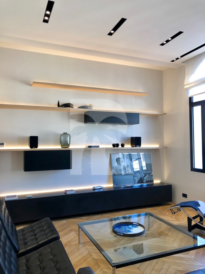 apartment in Cannes : Rent stunning modern 3/4 bedroom apartment located within just about 2 minutes walk to the Palais des Festivals - Photo 6
