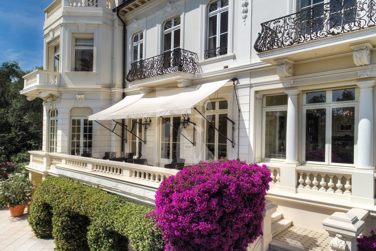 villa in Cannes : Rent wonderful 8 bedroom Belle Epoque villa within walking distance to Palais des Festivals - Photo 2