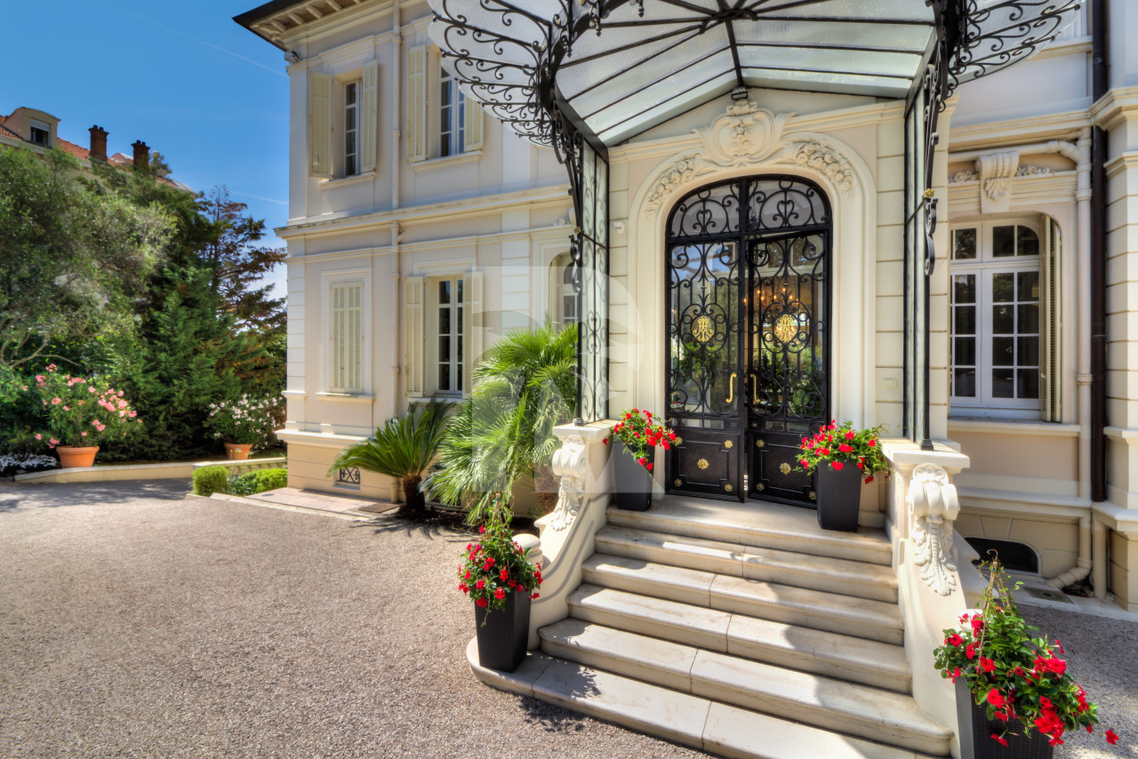 villa in Cannes : Rent wonderful 8 bedroom Belle Epoque villa within walking distance to Palais des Festivals - Photo 0