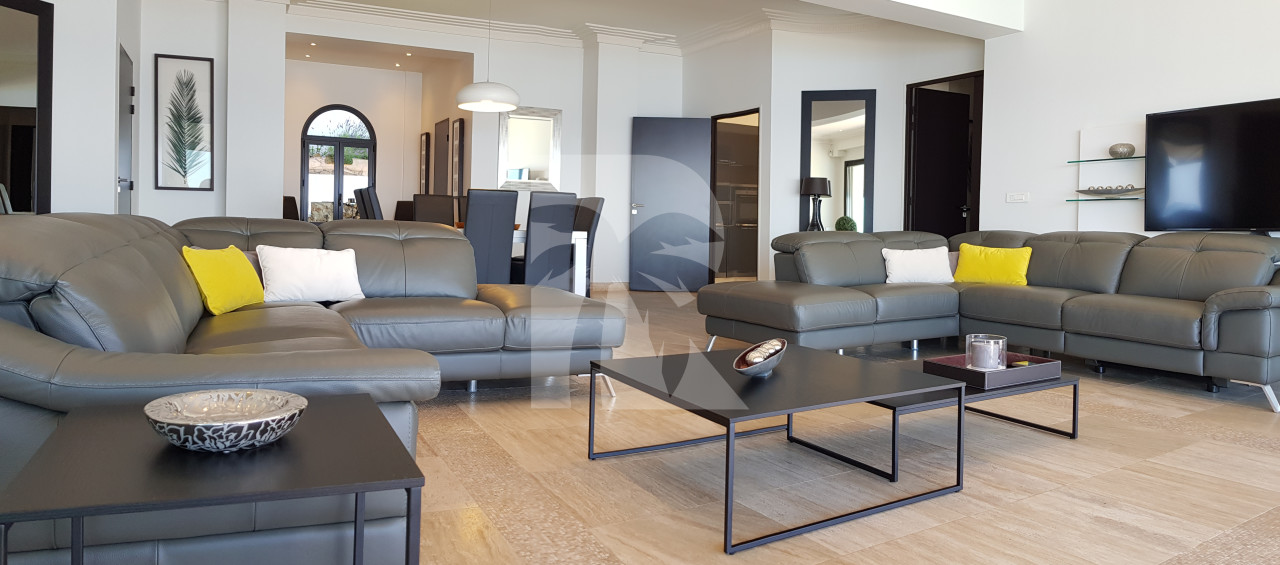 villa in Cannes : Exceptional Waterfront property in Cannes - Photo 4