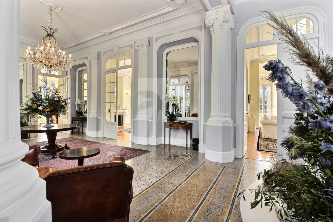 villa in Cannes : Rent wonderful 8 bedroom Belle Epoque villa within walking distance to Palais des Festivals - Photo 4