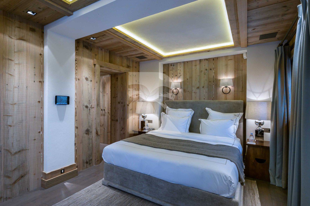villa in Courchevel : Rent a Wonderful chalet in the most prestigious area of Courchevel. - Photo 11