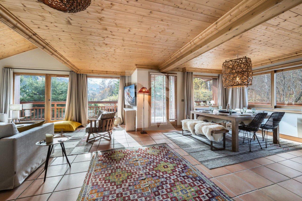 villa in Méribel : Rent this renovated chalet with a perfect location in Méribel station. - Photo 7