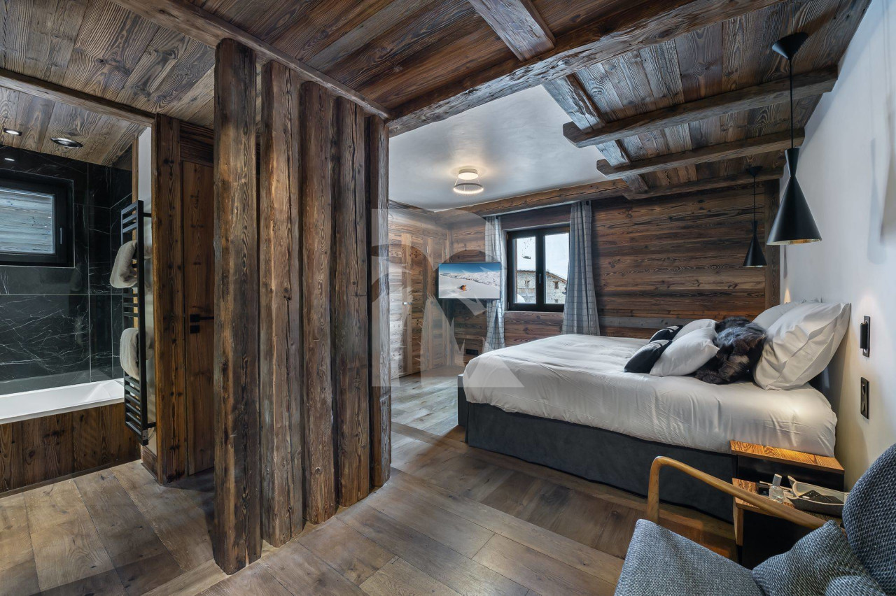 villa in Val-d'Isère : Rent this 5 bedrooms chalet with a perfect location. - Photo 10