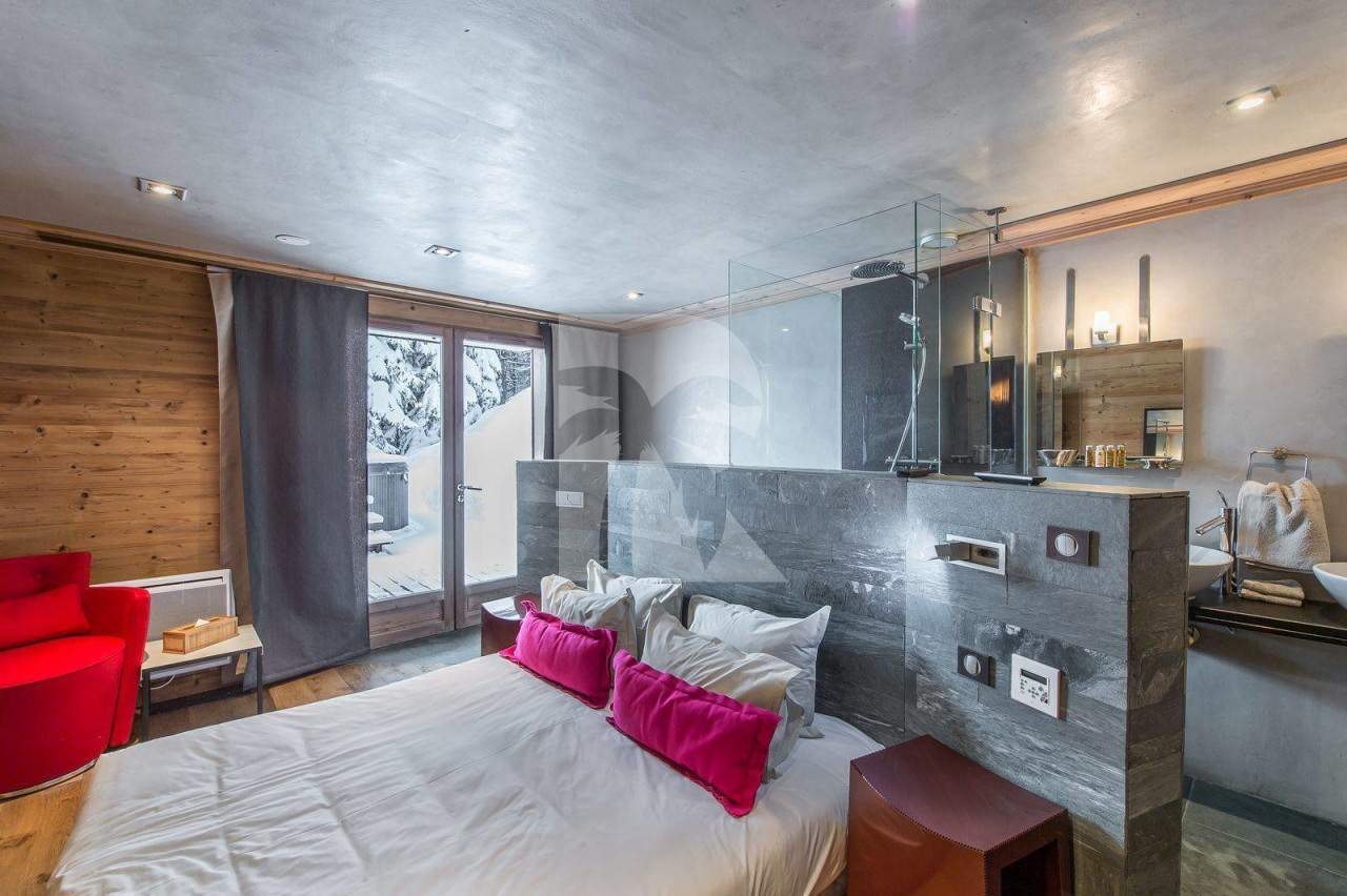 villa in Courchevel : Rent a Ski in / ski out Chalet on Pralong slopes. - Photo 9