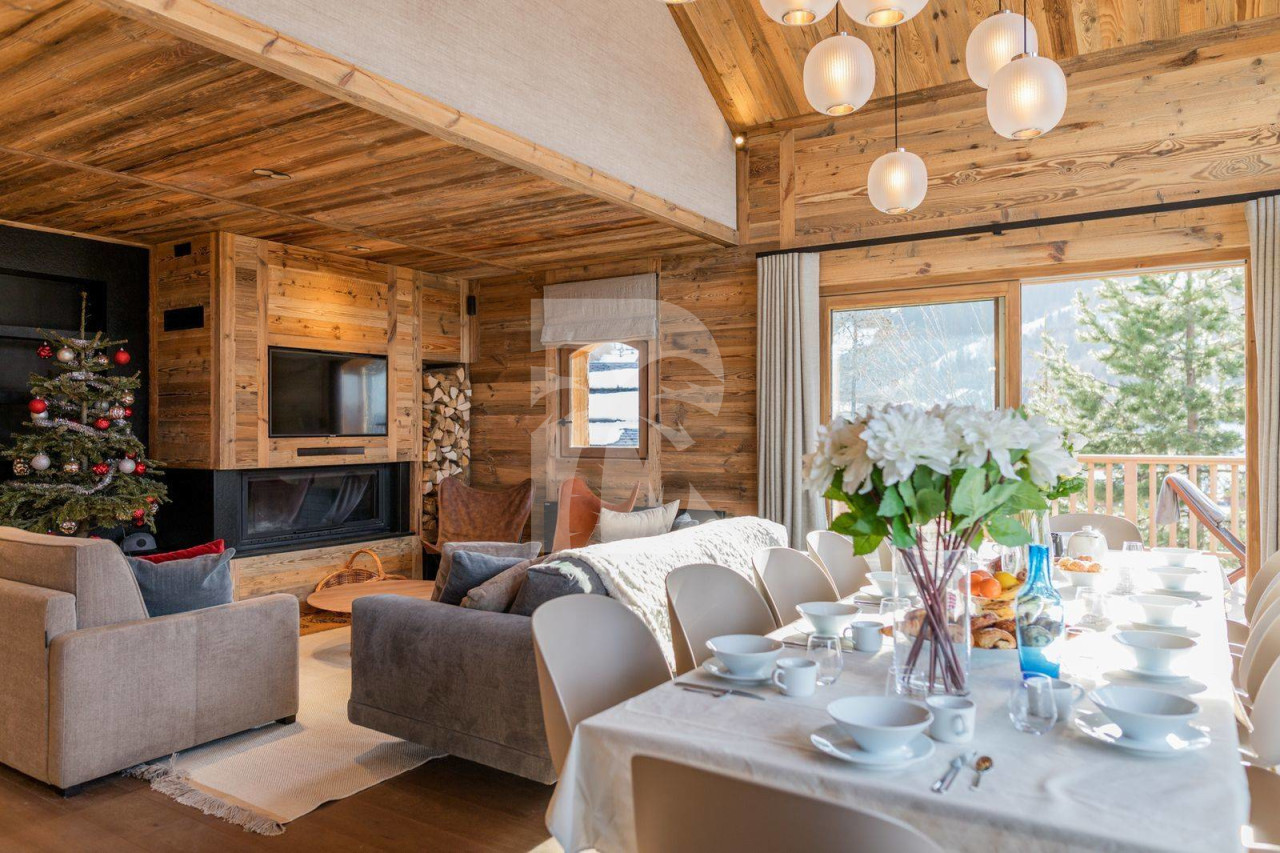 villa in Méribel : Rent this 6 bedroom chalet in a quiet area in Mussilon - Photo 6