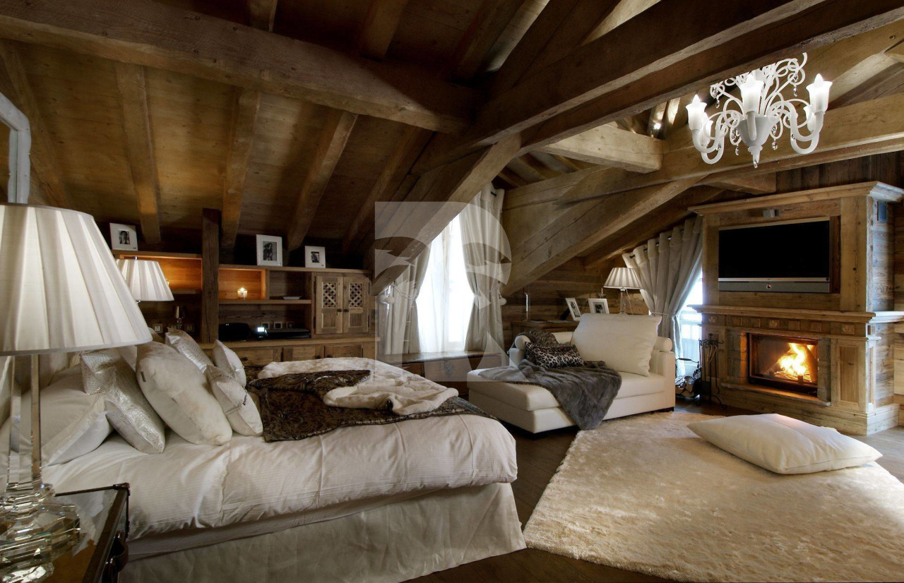 villa in Courchevel : Rent a700 sqm chalet in Courchevel 1850 with a Wonderful Mountain View. - Photo 9