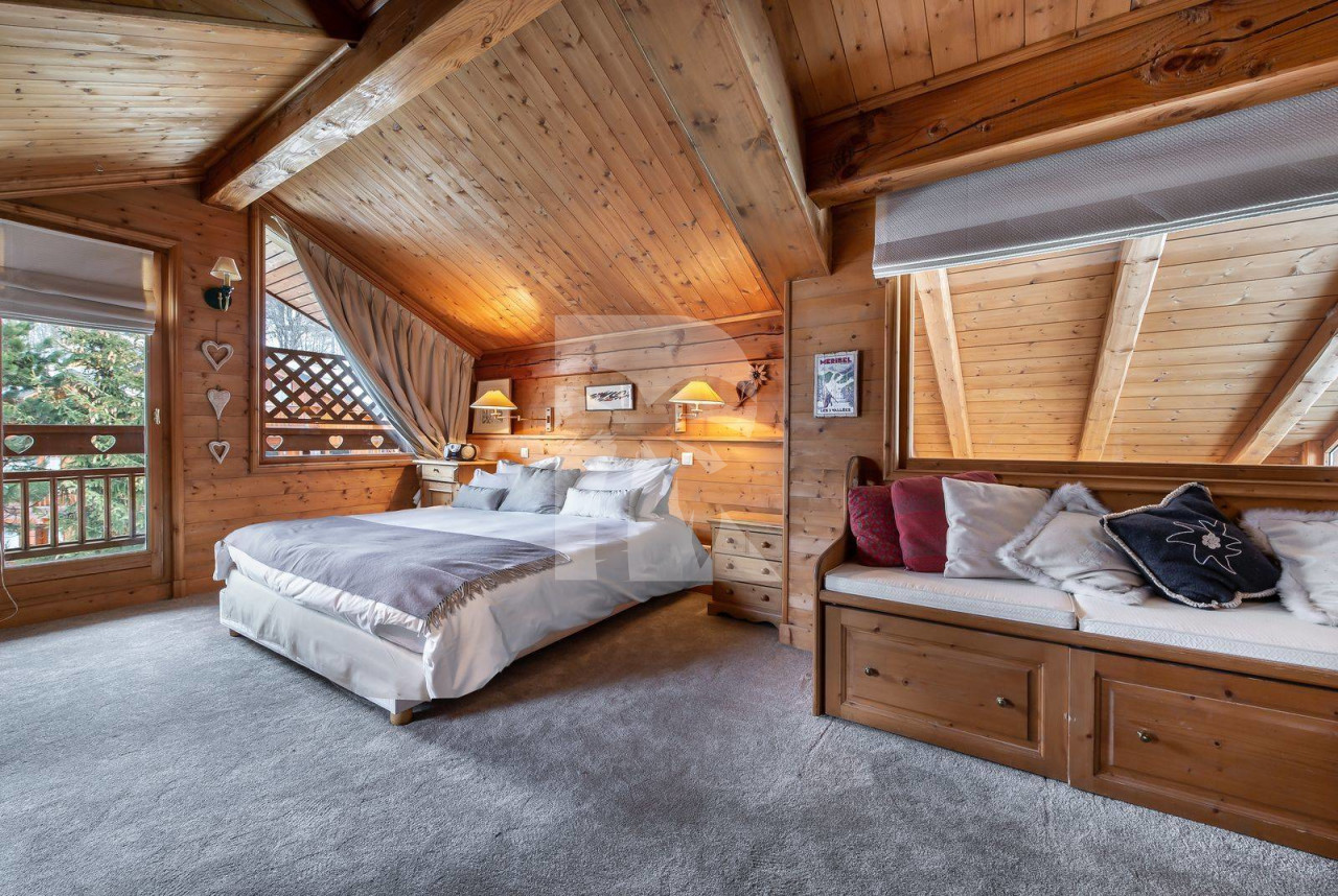 villa in Méribel : Rent this Family chalet which can welcome 15 people near the resort center. - Photo 9