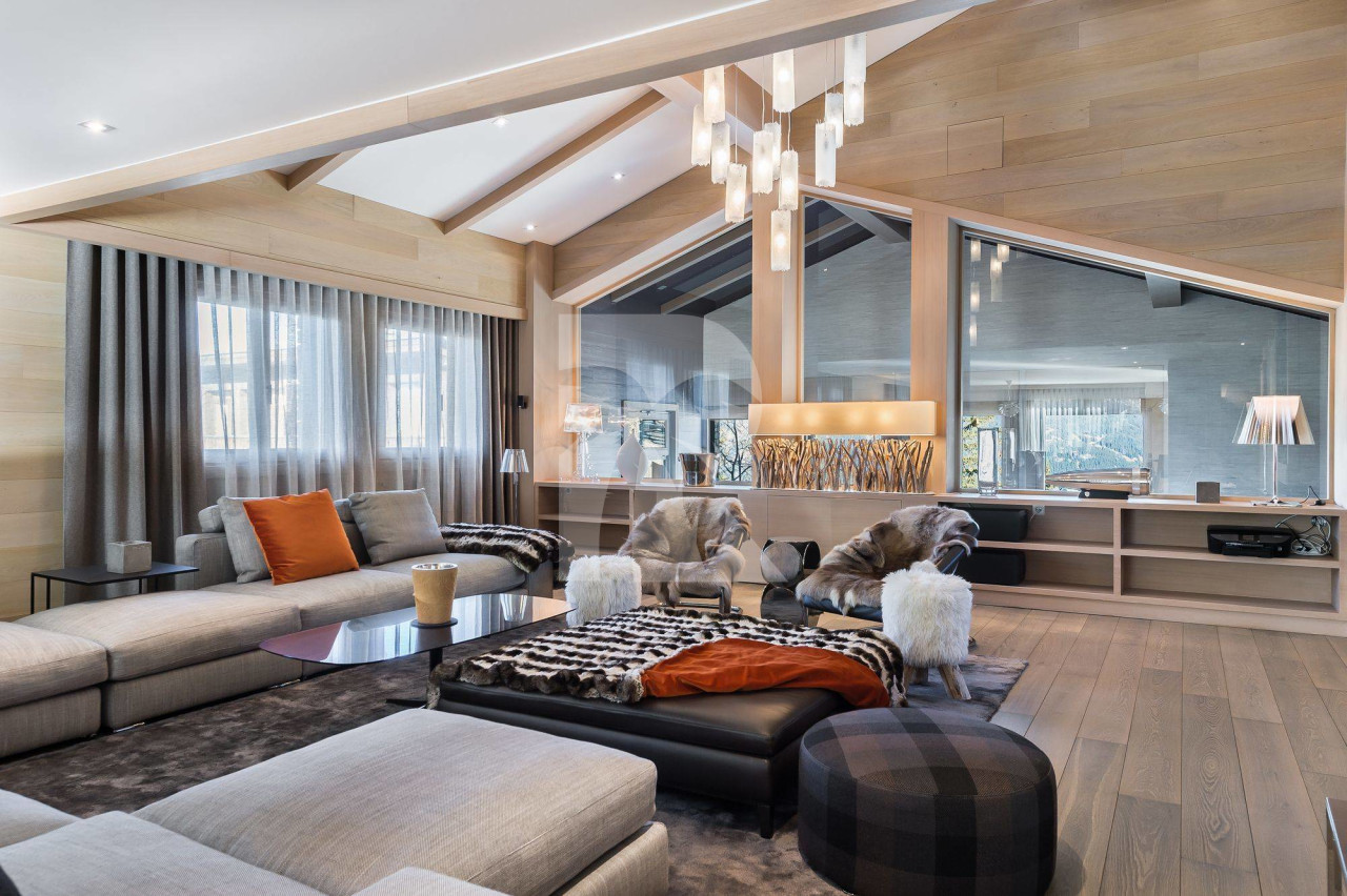 villa in Courchevel : Rent one of the most beautiful chalet in Courchevel Moriond 1650 - Photo 3