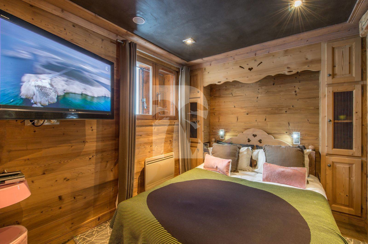 villa in Courchevel : Rent a Ski in / ski out Chalet on Pralong slopes. - Photo 6