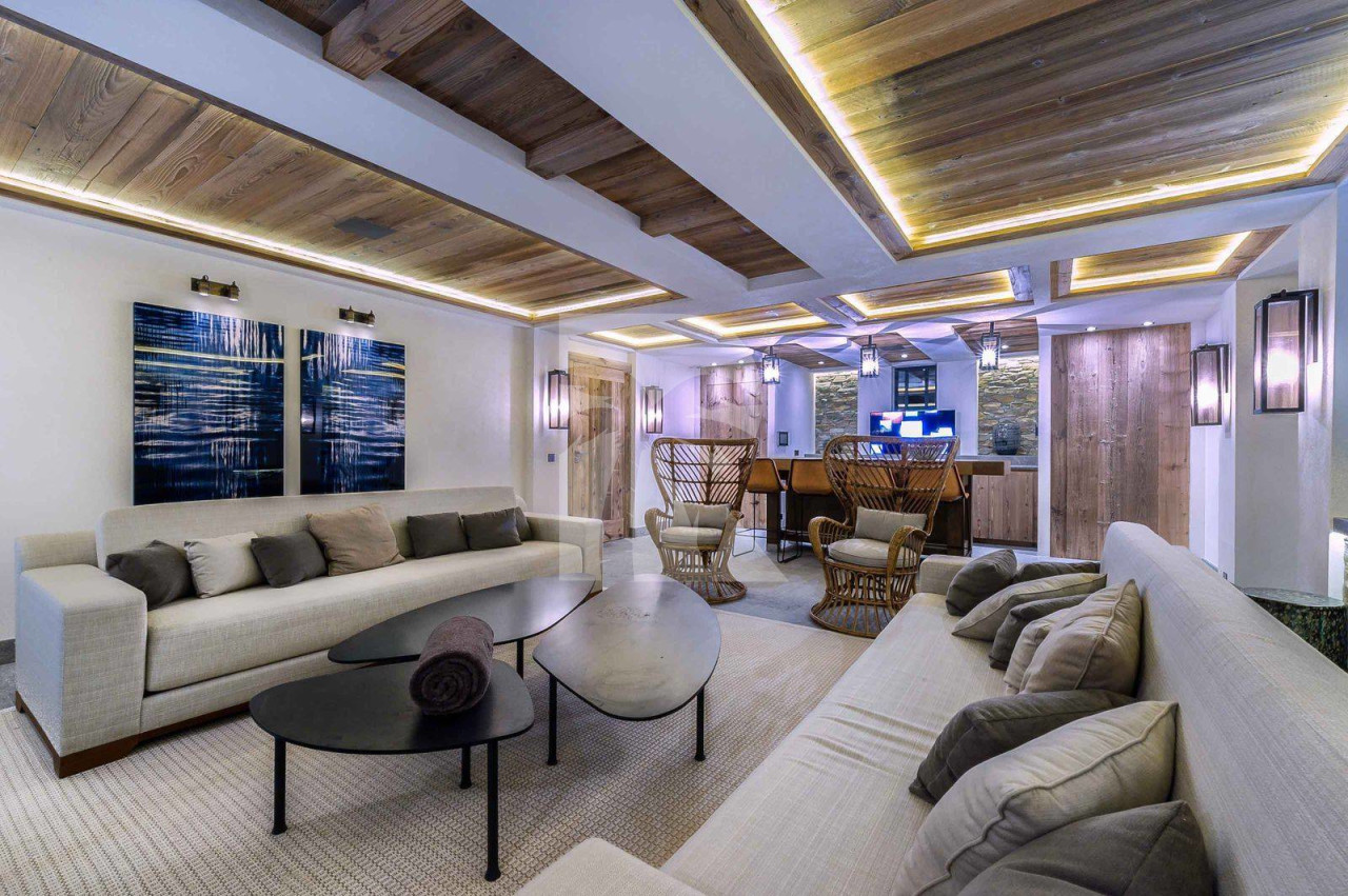 villa in Courchevel : Rent a Wonderful chalet in the most prestigious area of Courchevel. - Photo 7