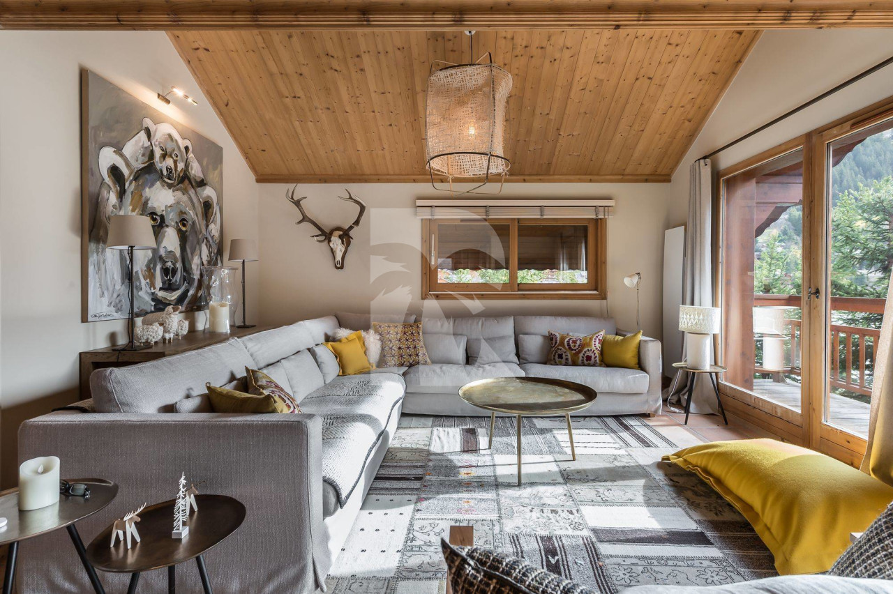 villa in Méribel : Rent this renovated chalet with a perfect location in Méribel station. - Photo 10