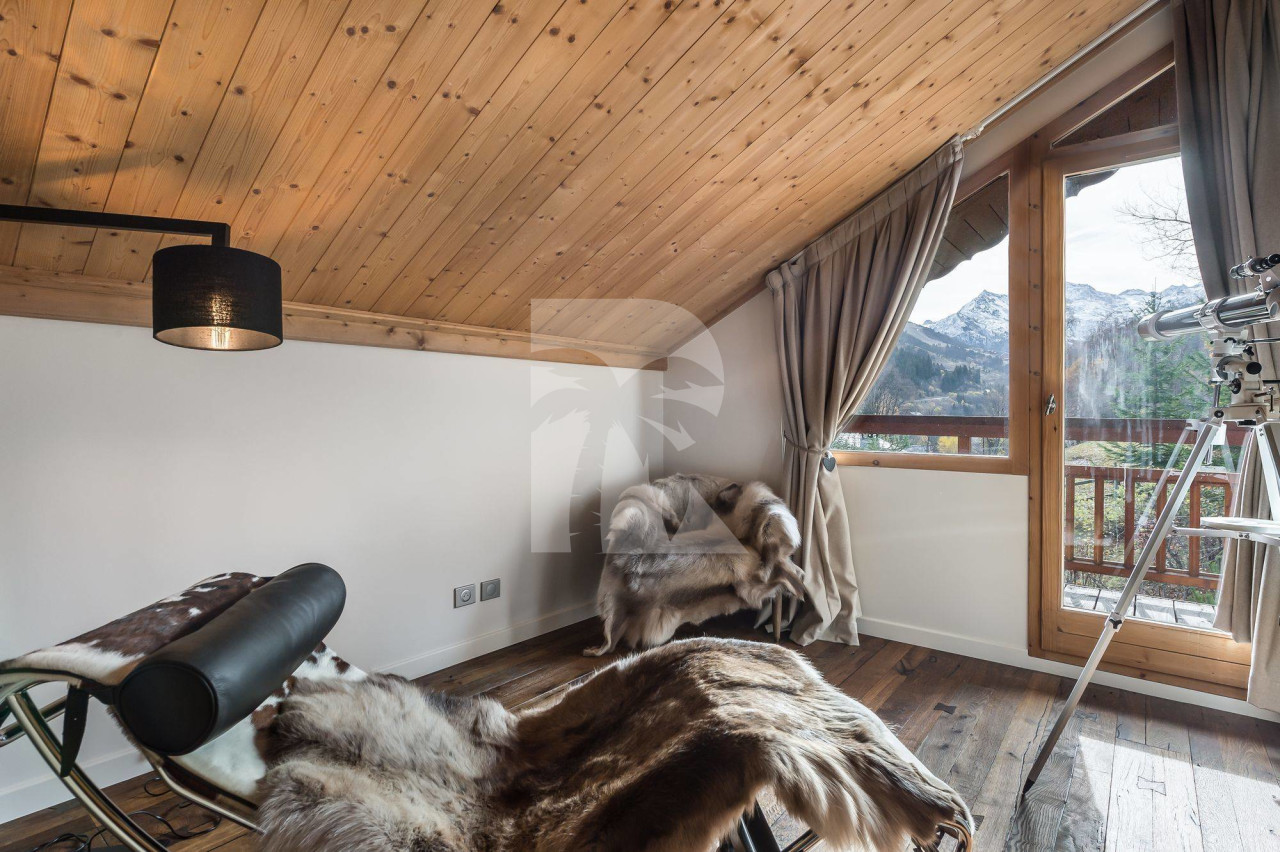 villa in Méribel : Rent this renovated chalet with a perfect location in Méribel station. - Photo 12