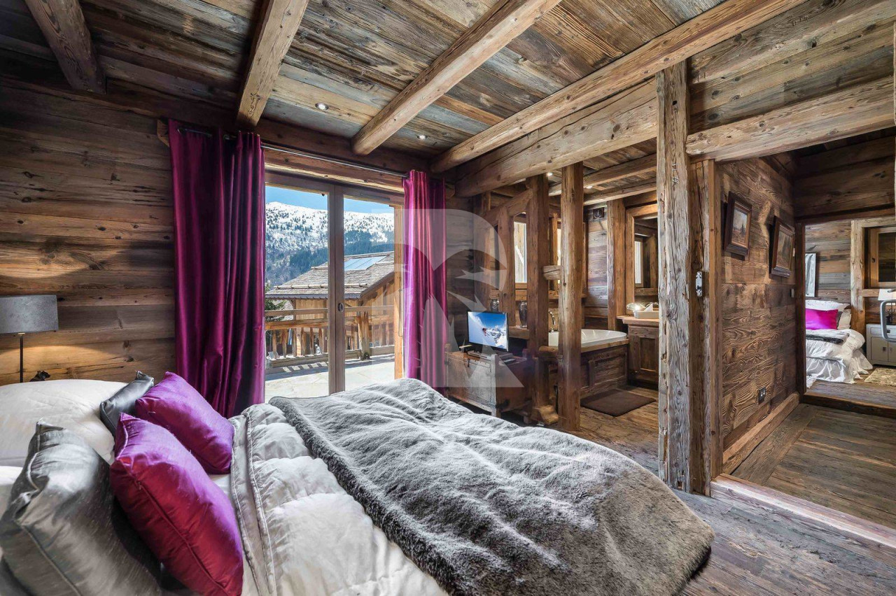 villa in Méribel : Rent this authentic chalet in Méribel Village with a lovely spa - Photo 10
