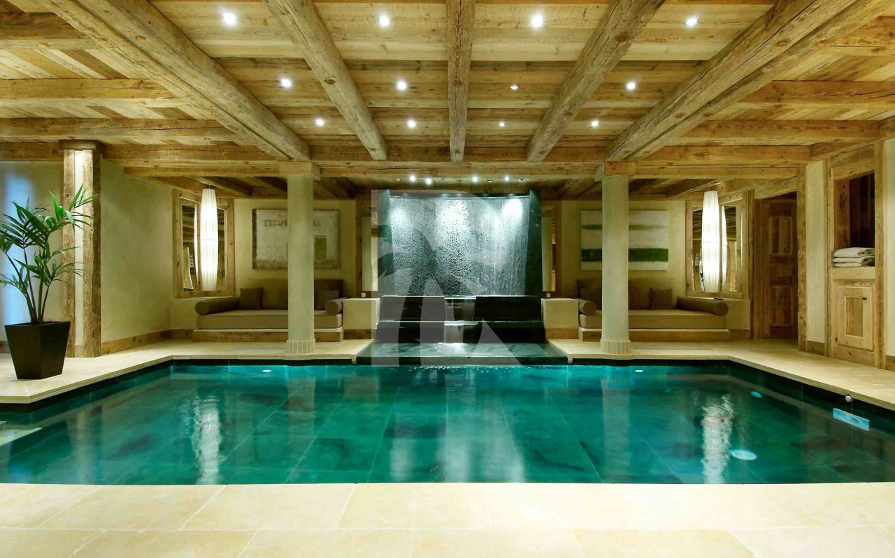 villa in Courchevel : Rent this exceptional luxury chalet of 800 sqm in Nogentil - Photo 0
