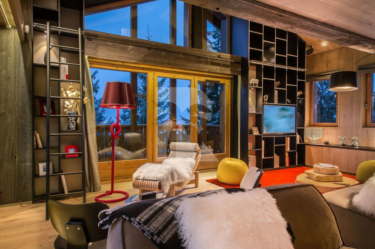 villa in Courchevel : Rent this 5 bedrooms chalet in Courchevel 1650 - Photo 4