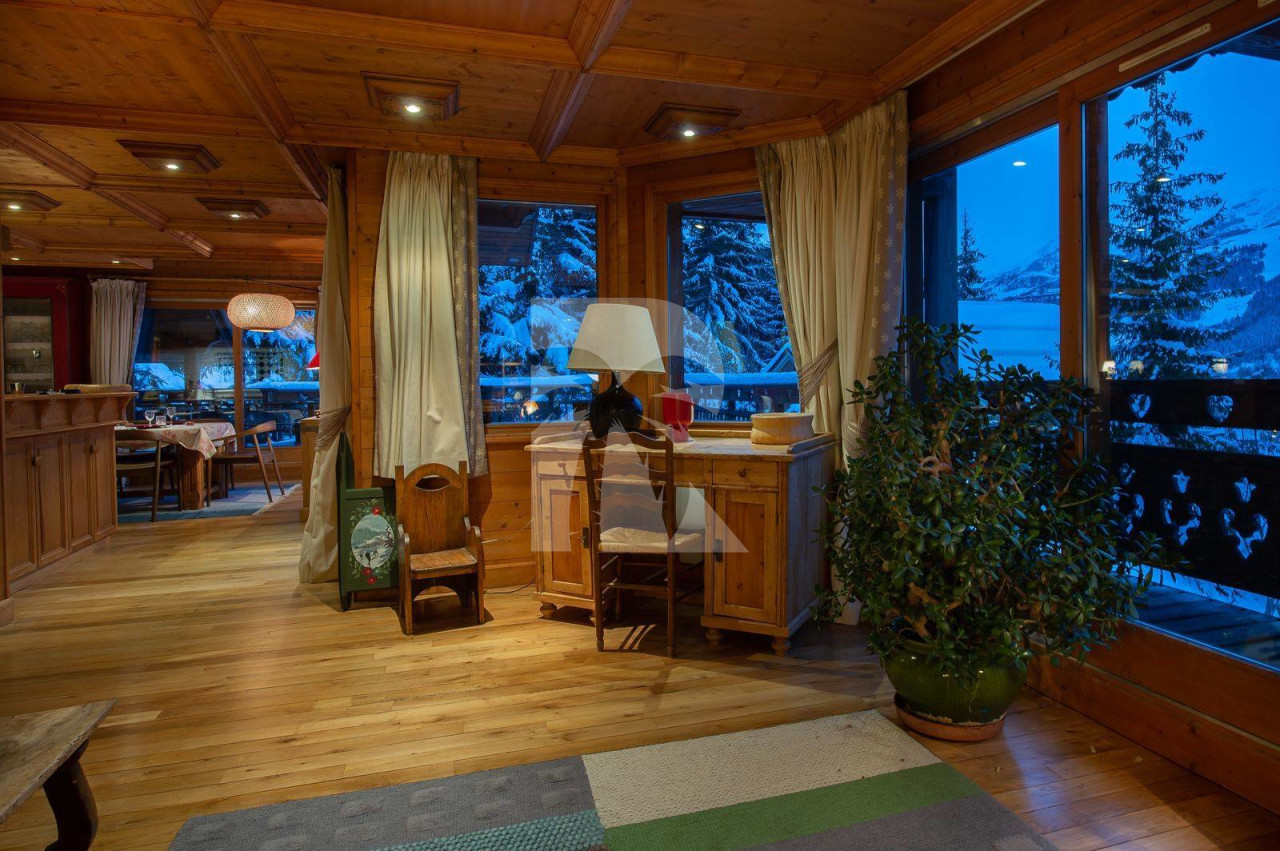 villa in Méribel : Rent this Family chalet which can welcome 15 people near the resort center. - Photo 7