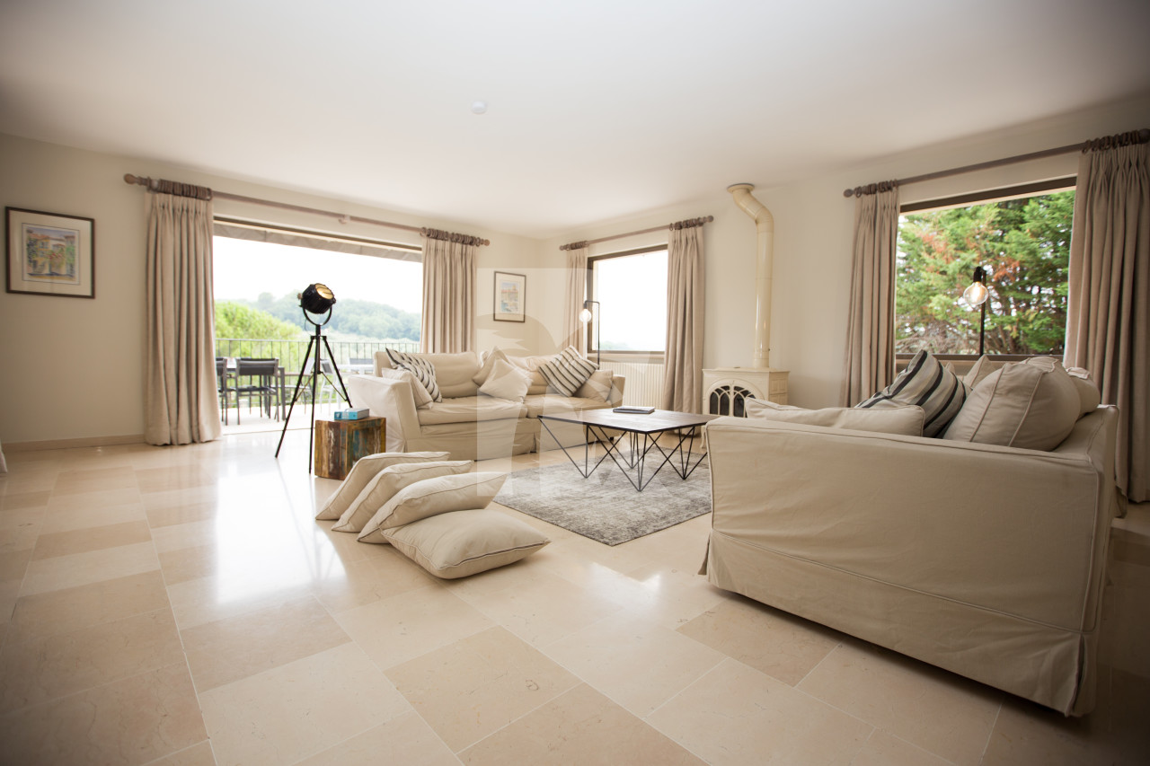 villa in Valbonne : Rent a Large Villa with Pool and View close to Valbonne Village - Photo 4