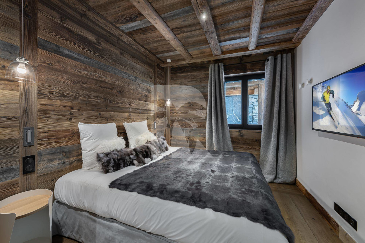 villa in Val-d'Isère : Rent this 5 bedrooms chalet with a perfect location. - Photo 9