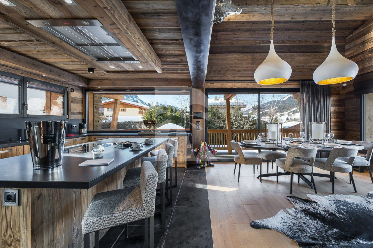 villa in Megève : Rent this exceptional chalet in Megeve Center. - Photo 0