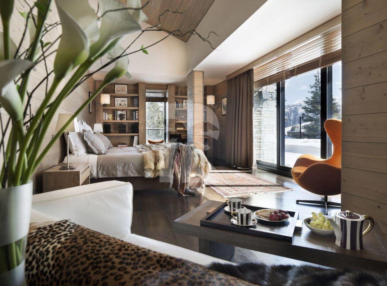 villa in Courchevel : Rent a Luxury chalet in the hamlet of Cospillot. - Photo 3