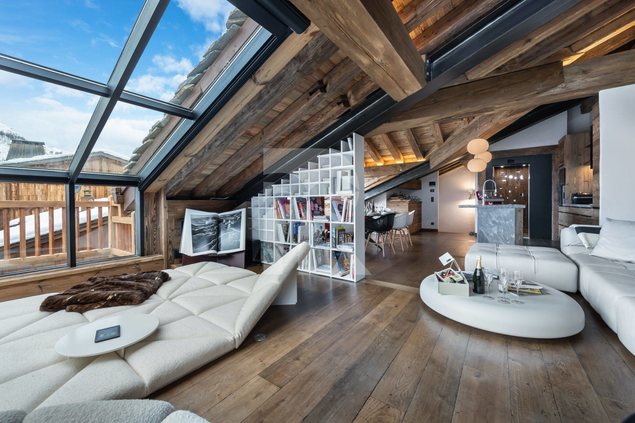 villa in Val-d'Isère : Rent this 5 bedrooms chalet with a perfect location. - Photo 7