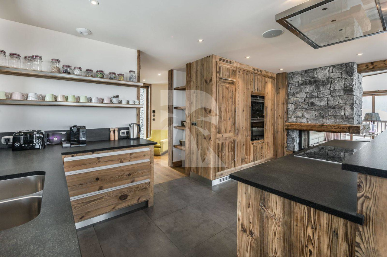 villa in Courchevel : Rent this brand new chalet with a great location in Courchevel Moriond 1650 - Photo 7