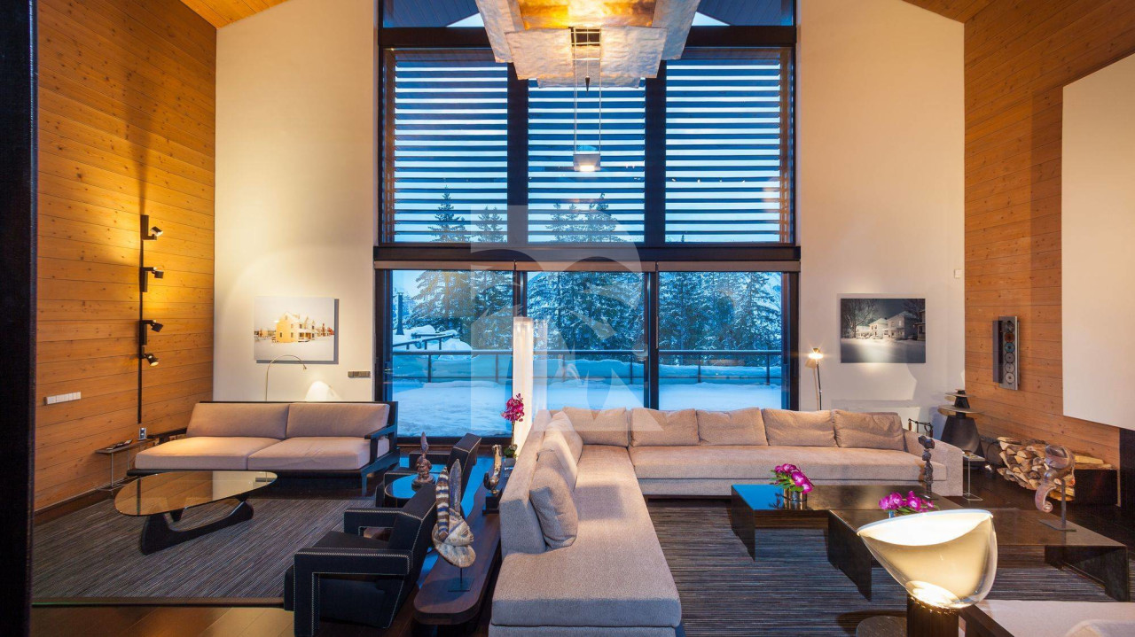 villa in Courchevel : Rent a Luxury chalet in the hamlet of Cospillot. - Photo 4
