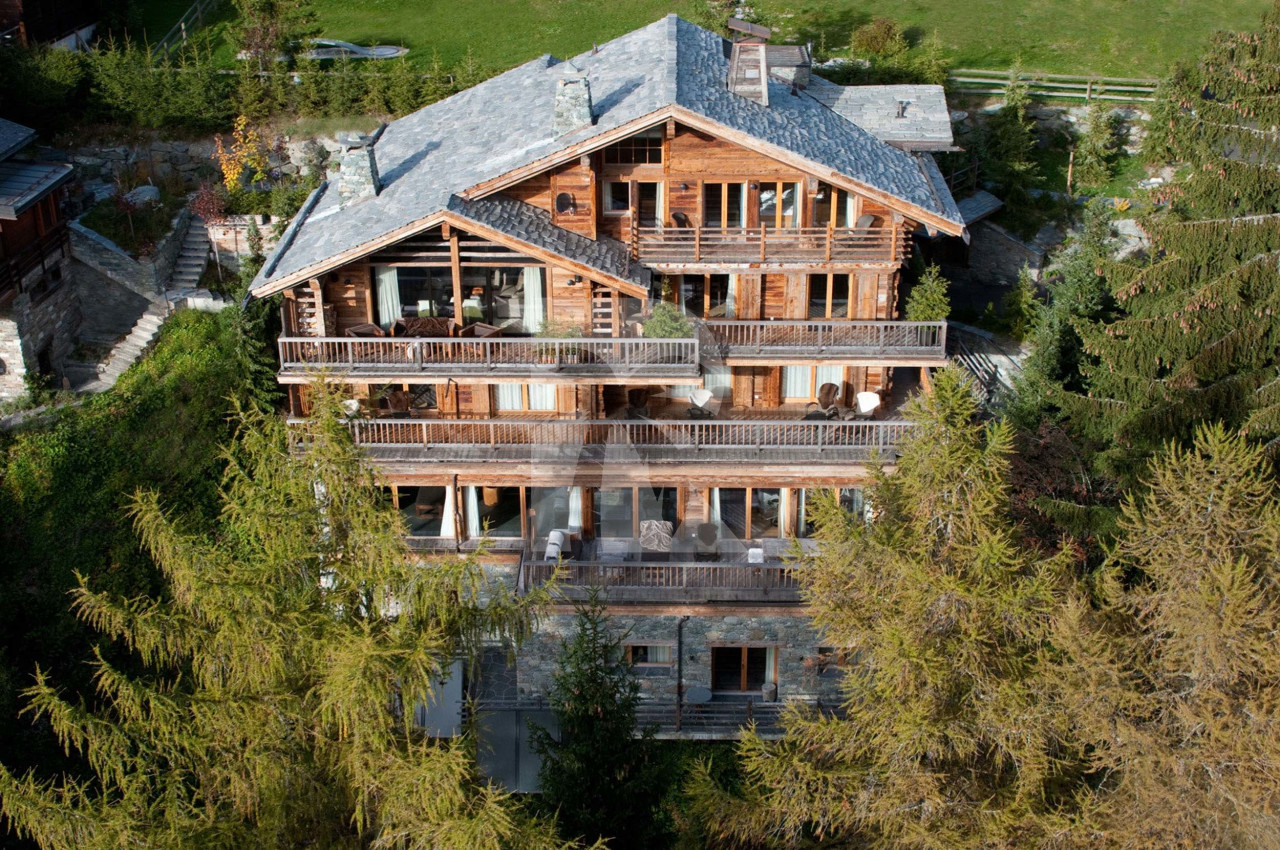 villa in Verbier : Rent this impressive luxury Verbier in the heart of the village - Photo 0