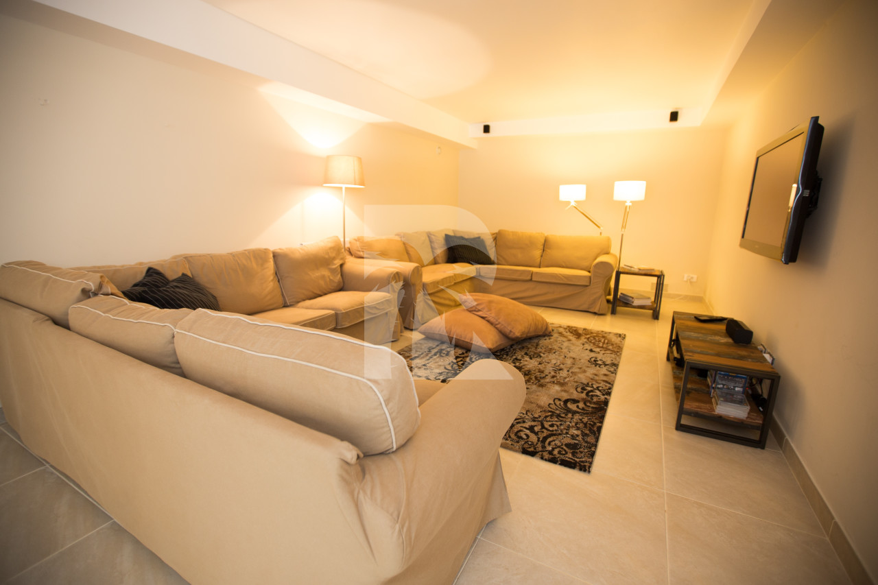 villa in Valbonne : Rent a Large Villa with Pool and View close to Valbonne Village - Photo 10