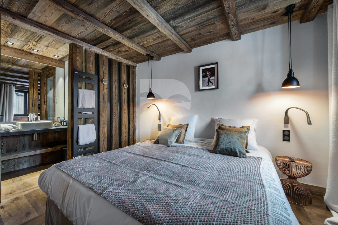 villa in Val-d'Isère : Rent this 5 bedrooms chalet with a perfect location. - Photo 3