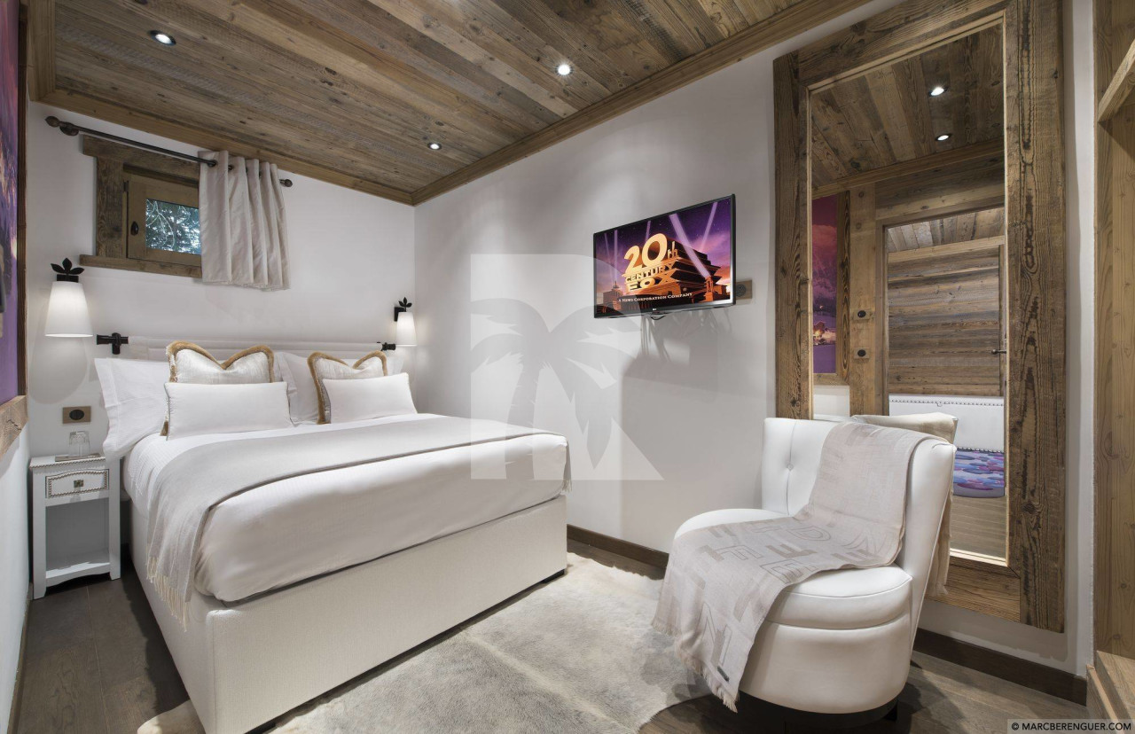 villa in Courchevel : Rent a700 sqm chalet in Courchevel 1850 with a Wonderful Mountain View. - Photo 6