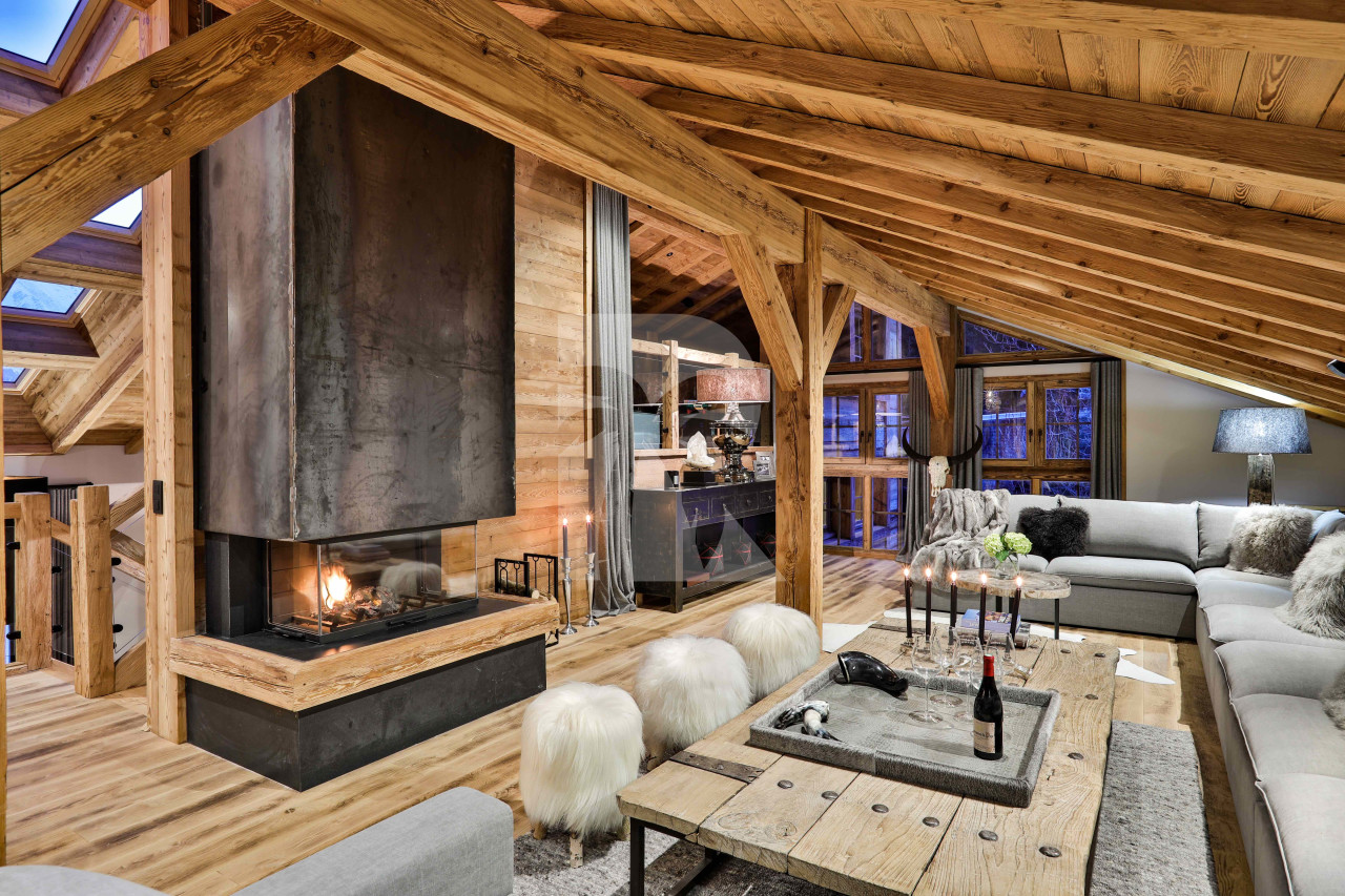 villa in Chamonix : Rent this chalet perfect for large group of 22 guests in Les Tines. - Photo 1