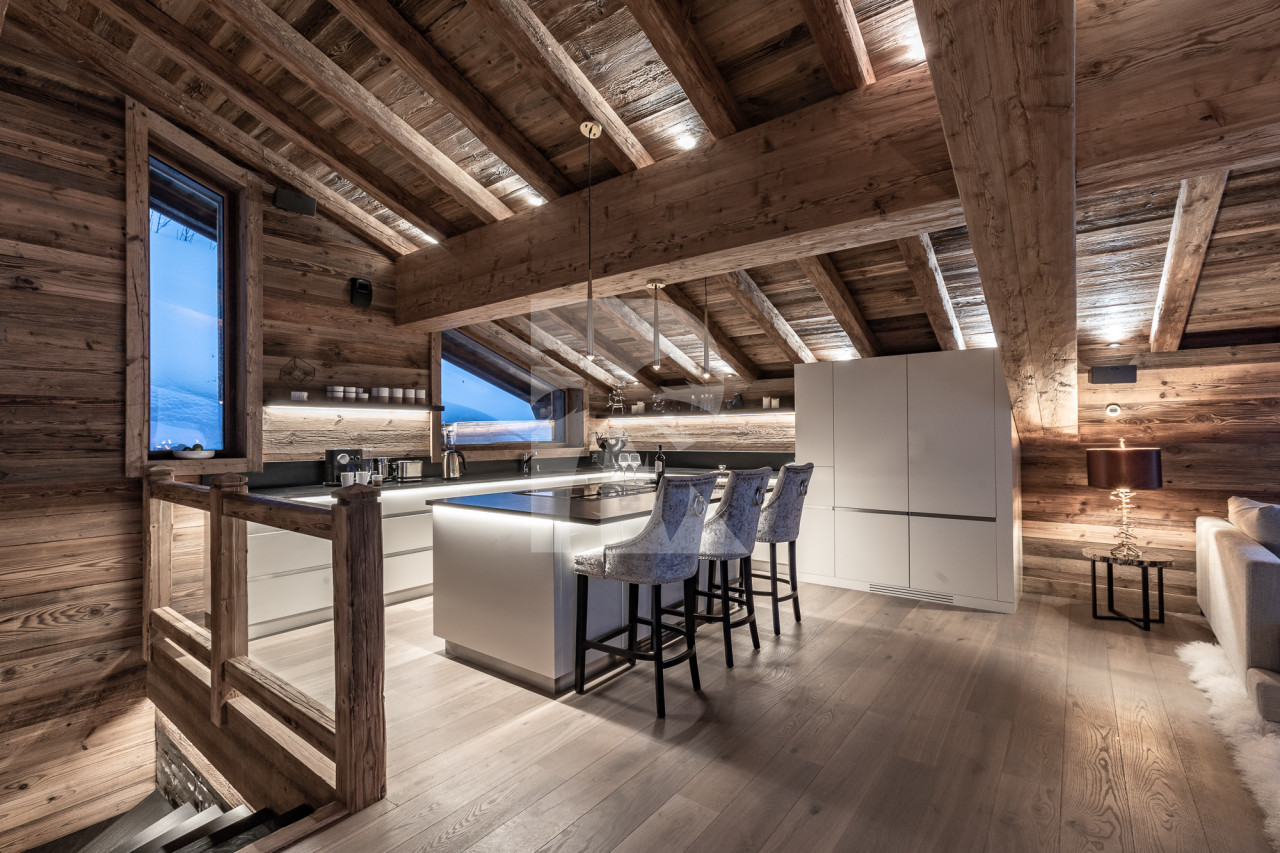 villa in Chamonix : Rent this luxurious chalet with indoor swimming pool with a high level of comfort. - Photo 9