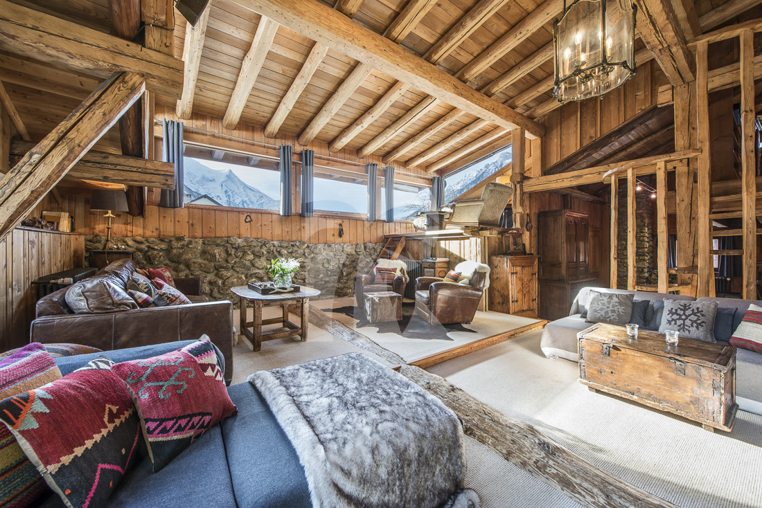 villa in Chamonix : Rent one of the oldest chalet of Chamonix located in the Village of 'les Bois' - Photo 6